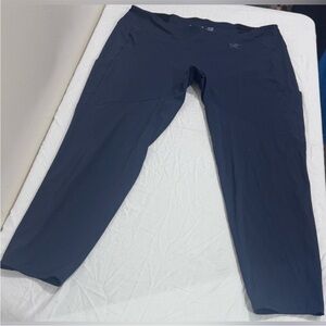 Arc'teryx Women's Leggings - Dark Blue